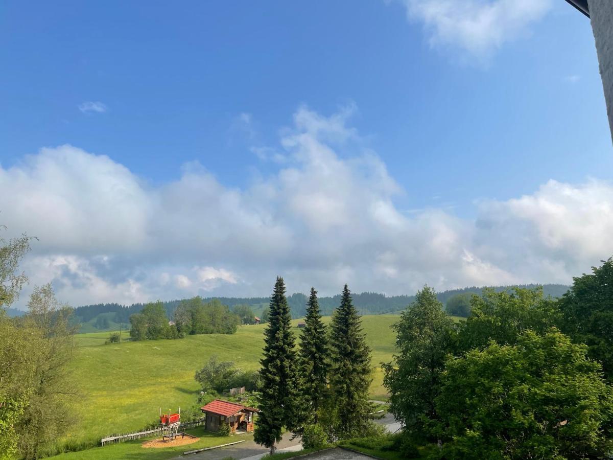 Ferienwohnung Oberallgaeu Ferienpark Mit Schwimmbad ミッセン・ヴィルハムス エクステリア 写真